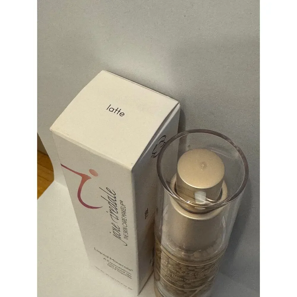 Jane Iredale Liquid Minerals Foundation -‎ Latte - NEW IN BOX
